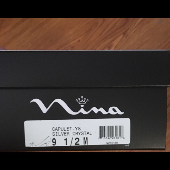 Silver Formal Open Toed Shoes - Picture 4 of 4